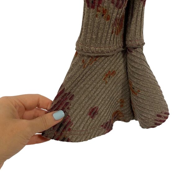 Free People Layer Me Henley Gray Floral Size S - Picture 2 of 9